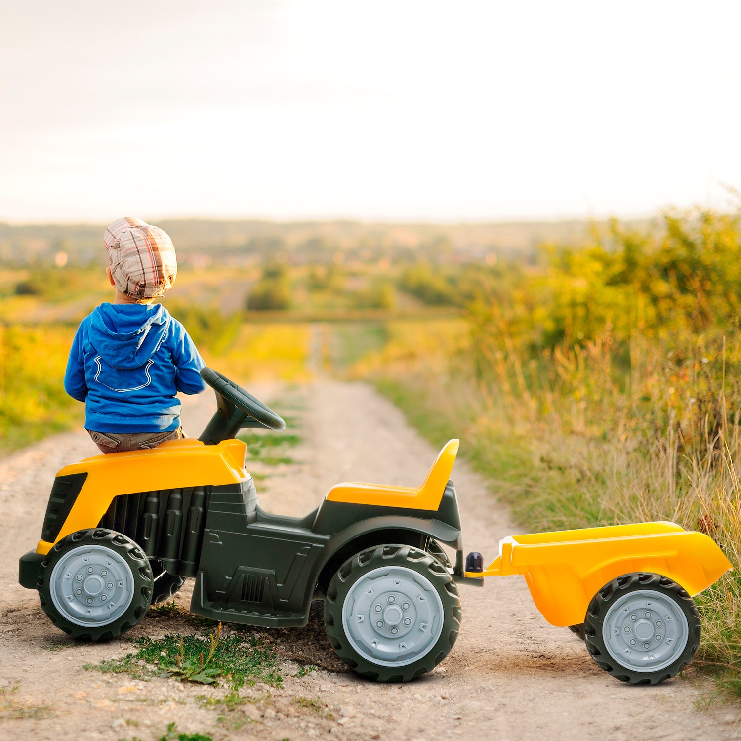 Tracteur électrique avec remorque