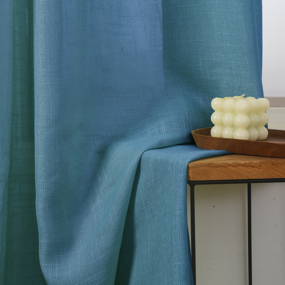 Rideau ajustable + 8 anneaux pince 140 x 270 cm Polyester effet lin" Evasion" Cyan