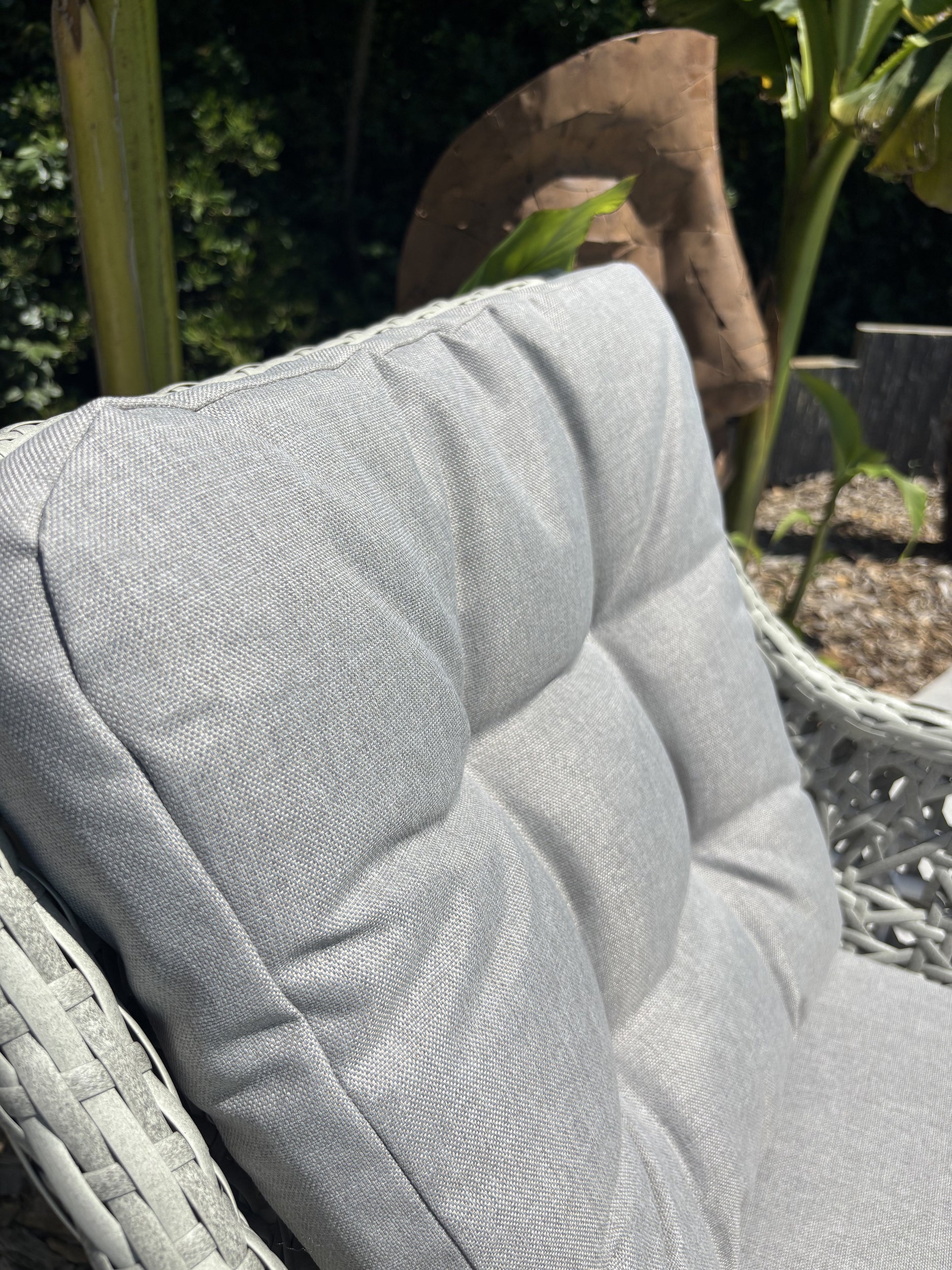 Ensemble repas de jardin Elba 6 places - Blanc Ø142 cm