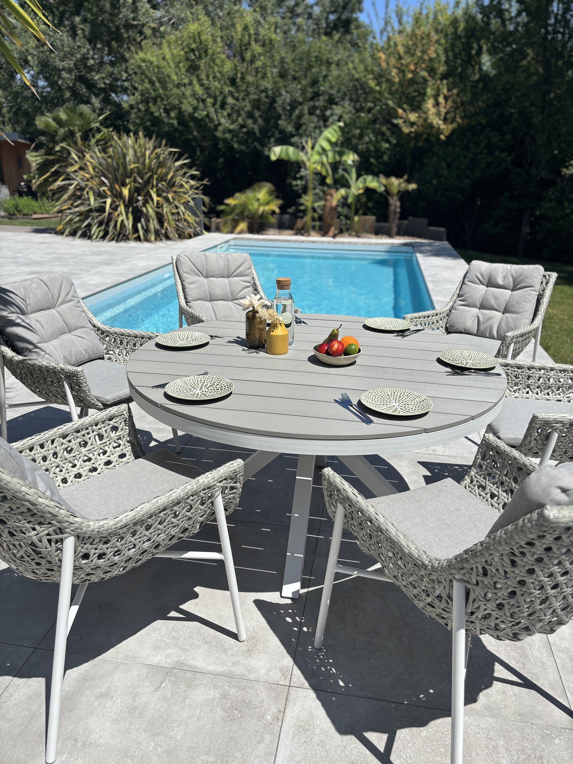 Ensemble repas de jardin Elba 6 places - Blanc Ø142 cm