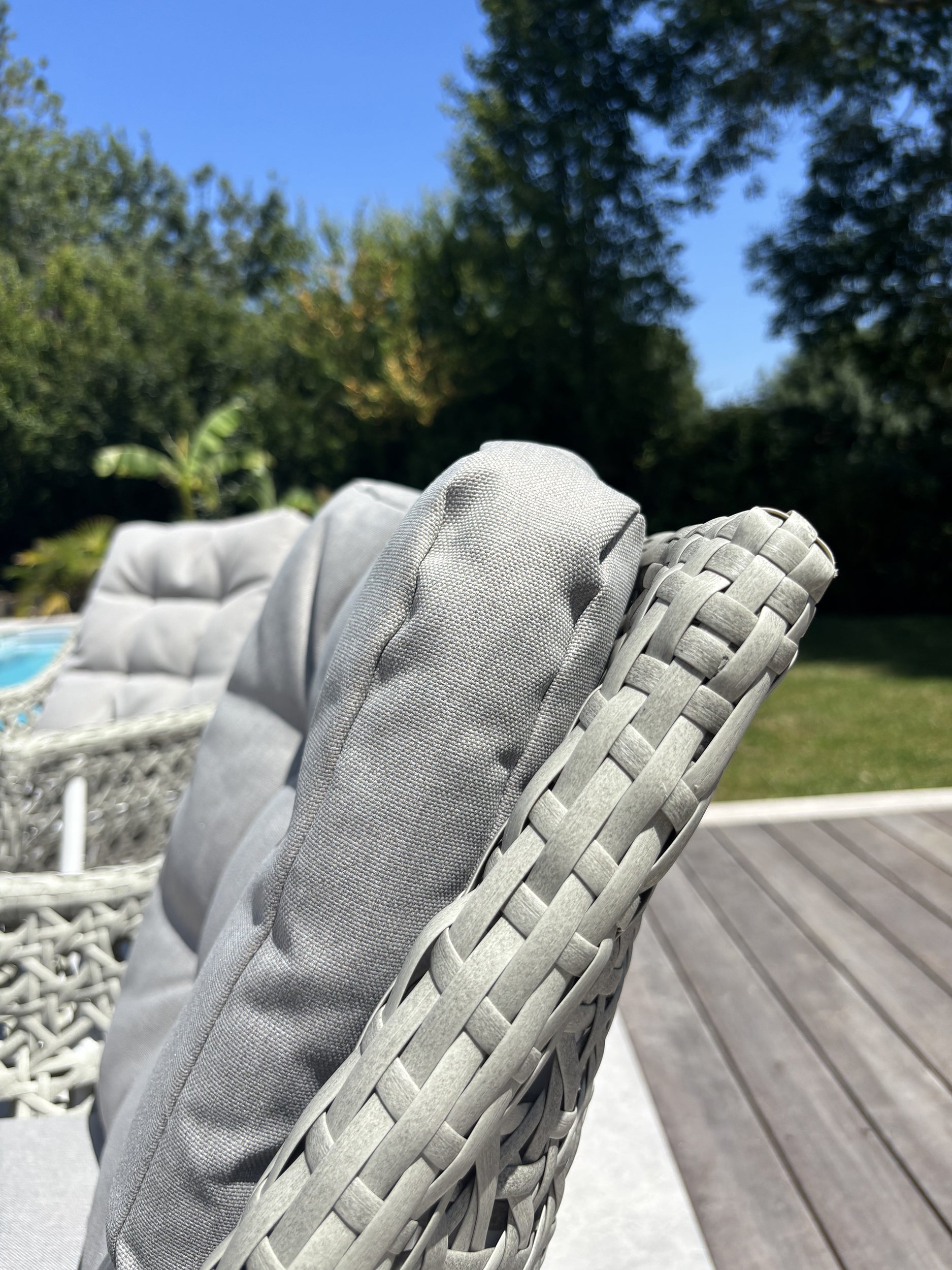 Ensemble repas de jardin Elba 6 places - Blanc Ø142 cm