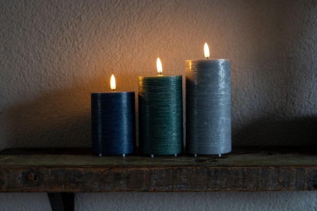 FlinQ - Ensemble de 3 bougies LED rechargeables à flamme vacillante - Télécommande incluse - Neutres chaudes