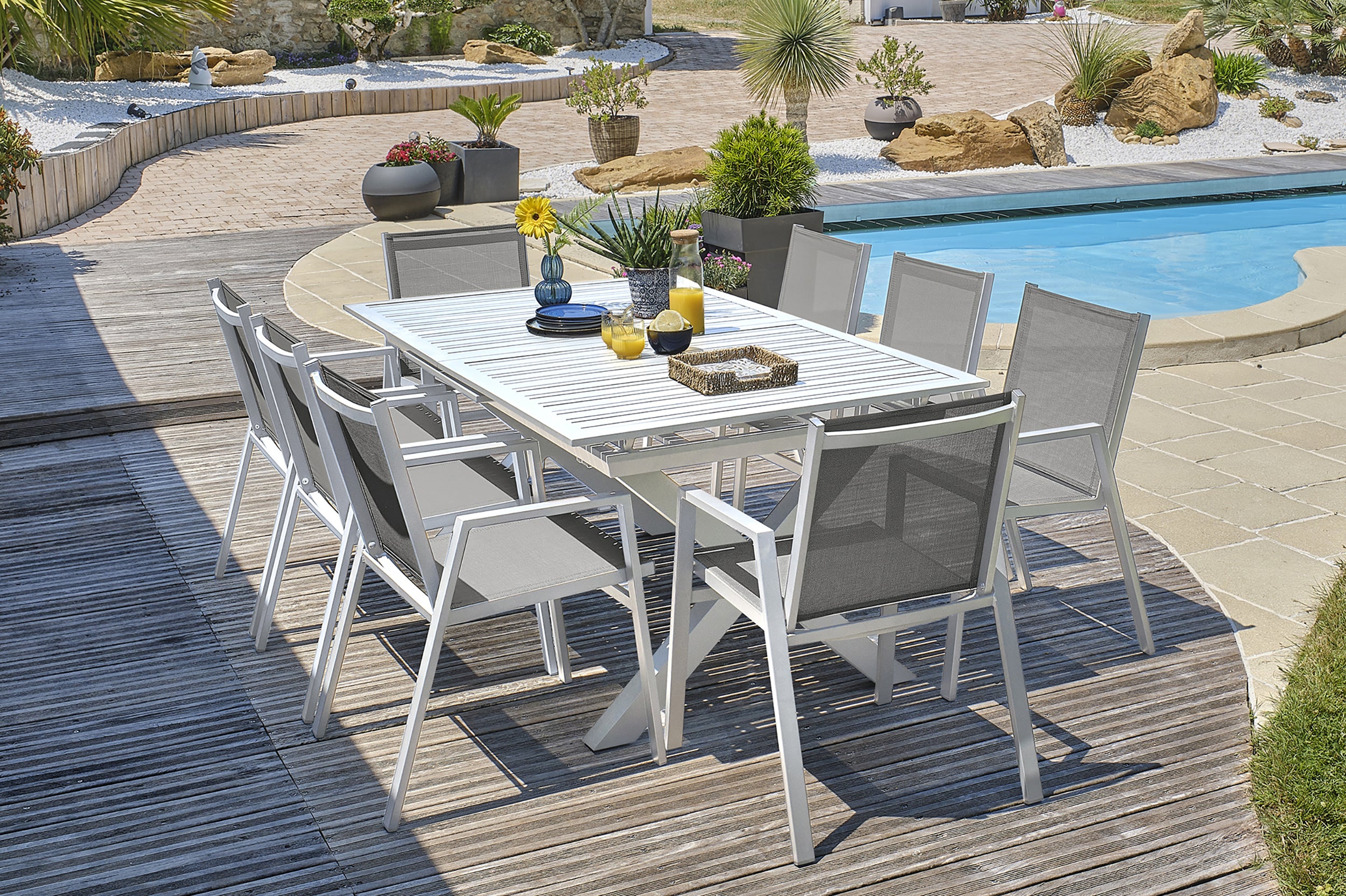 Table de jardin FLORIDE-TB240-ALU-B avec rallonge et 8 fauteuils FLORIDE-FT-BLANC empilables