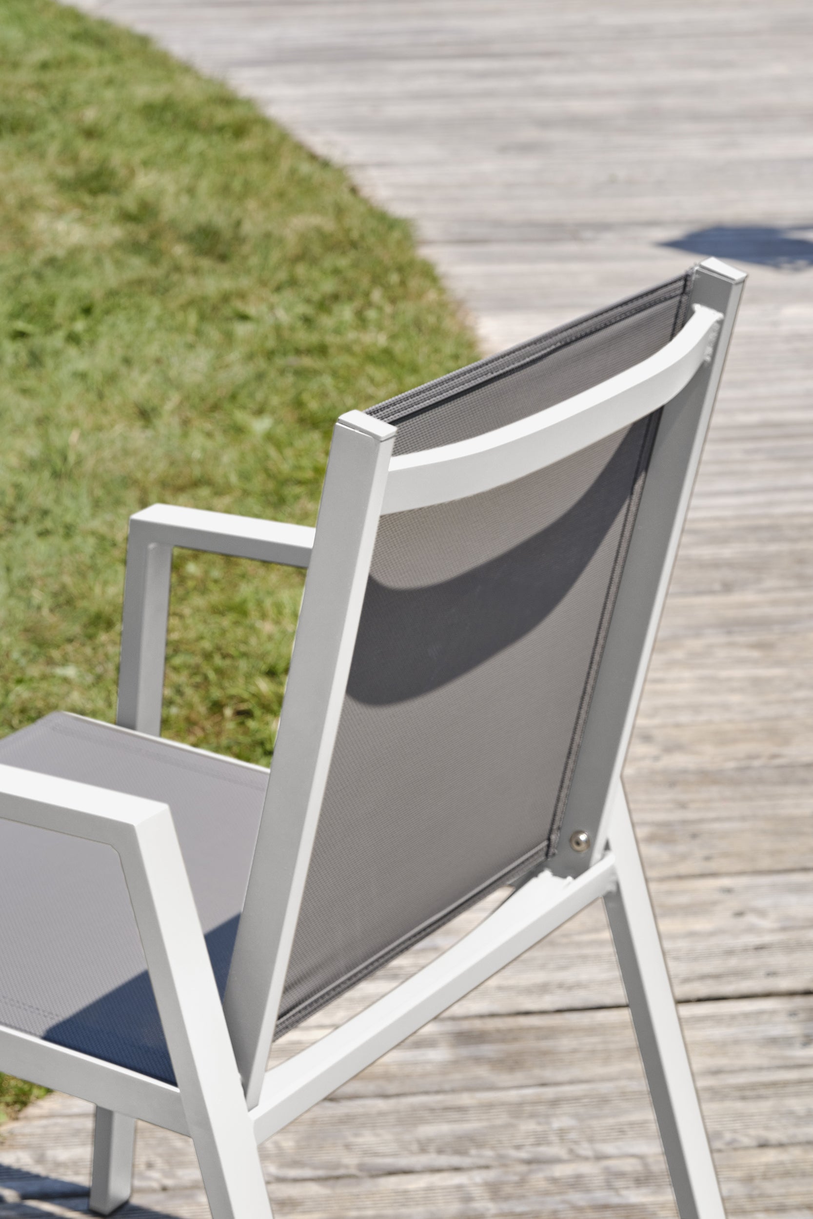Table de jardin FLORIDE-TB240-ALU-B avec rallonge et 8 fauteuils FLORIDE-FT-BLANC empilables