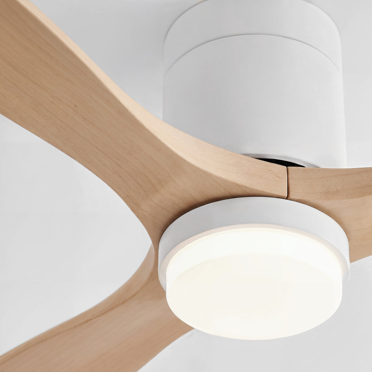 Ventilateur de plafond avec LED, 6 vitesses, Bois clair