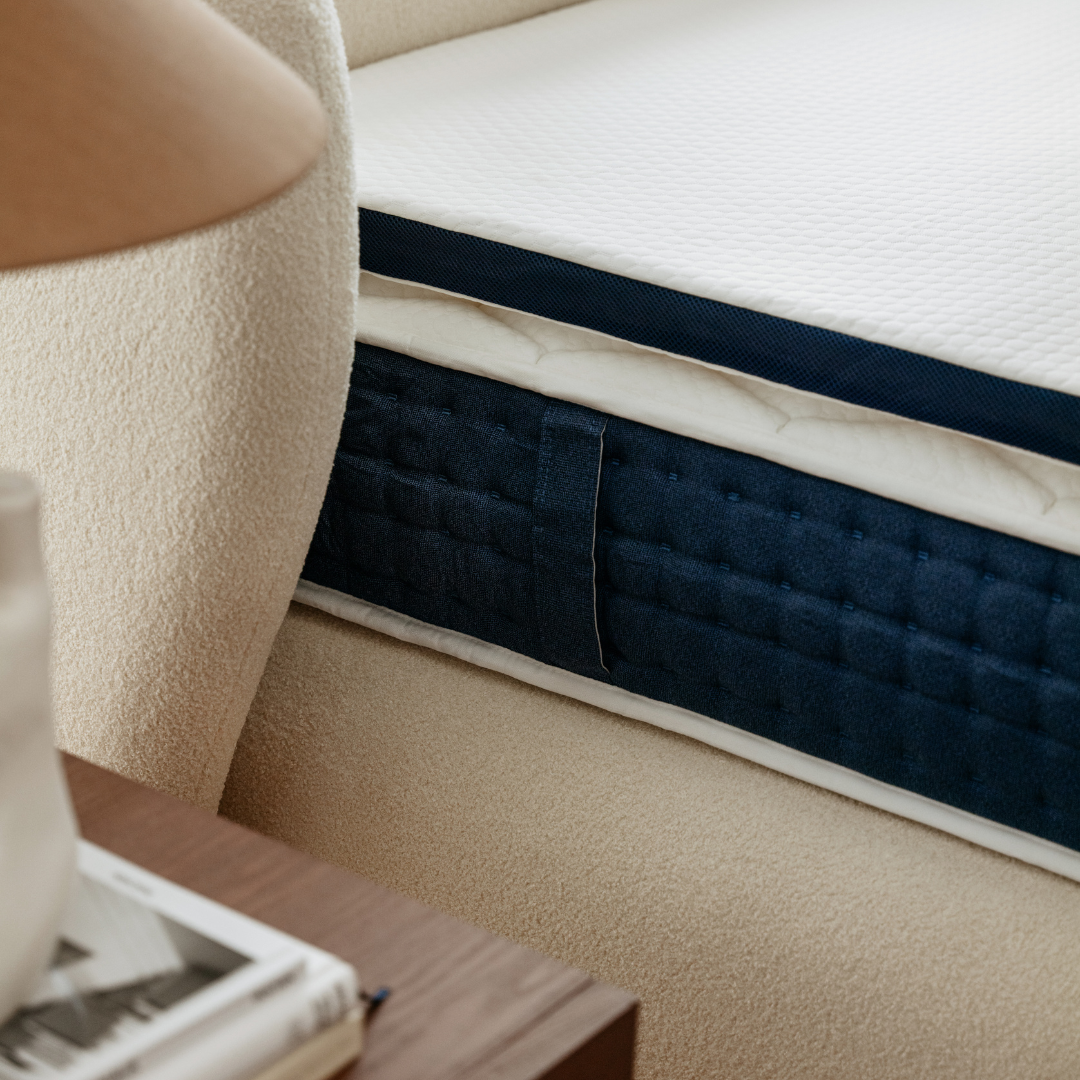 Surmatelas Premium Cloudy - Epaisseur 5cm - Gel à Mémoire de Forme et Tissu Respirant - très moelleux