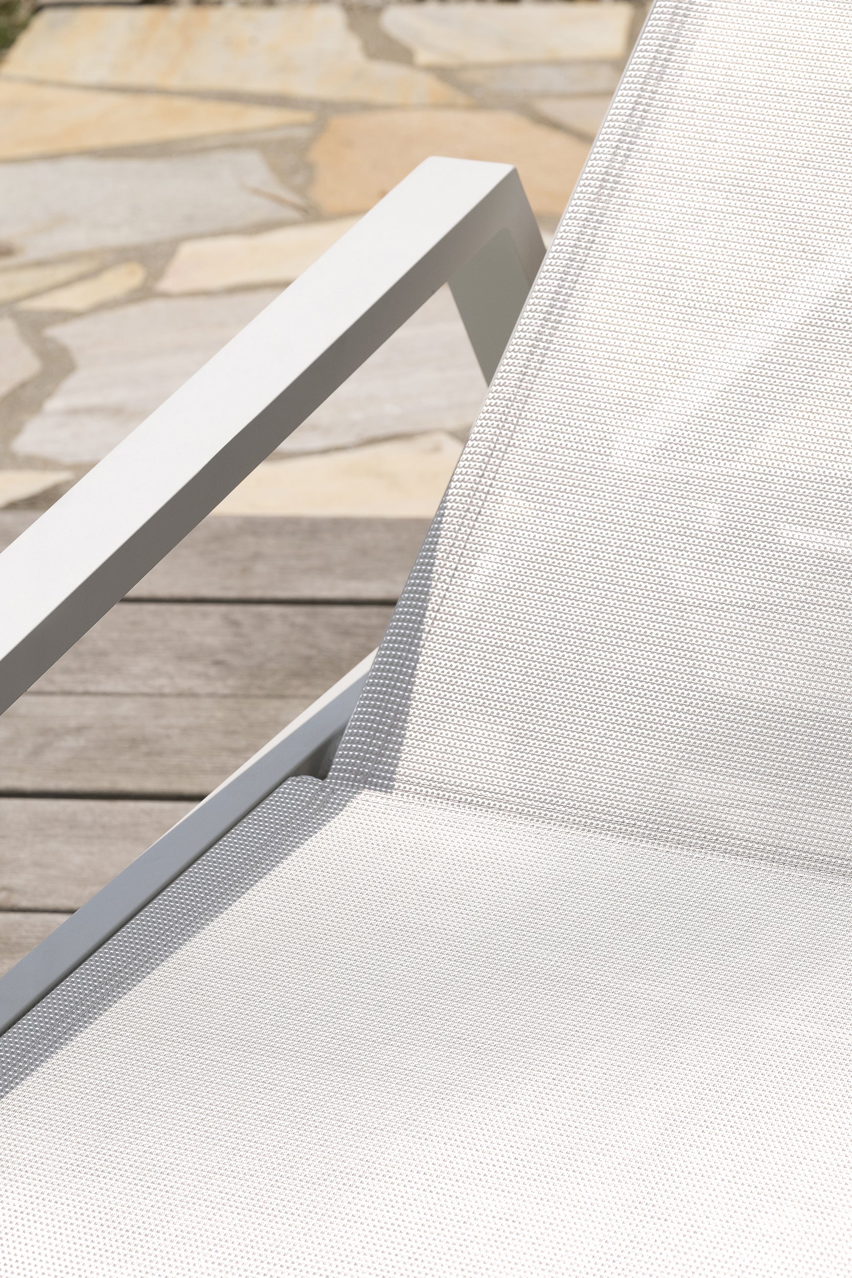 Bain de soleil multi-positions IBIZA en aluminium et textilène - BLANC