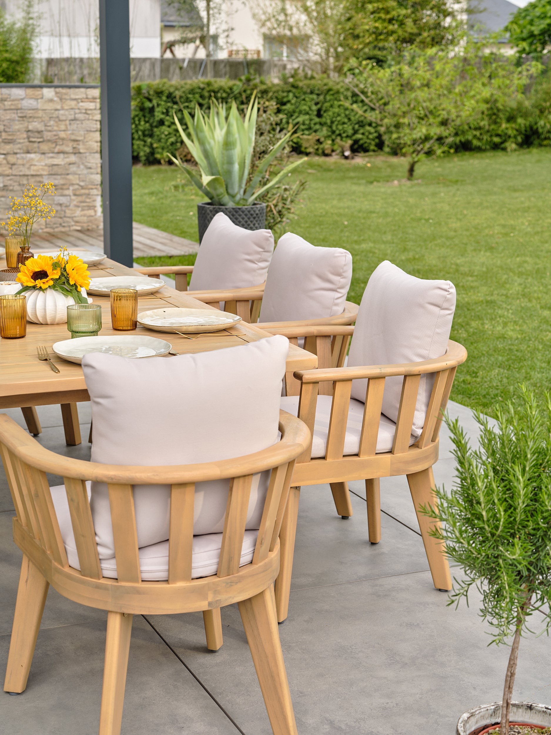 Ensemble repas de jardin en acacia massif Liso 8 places - Acacia 220 cm