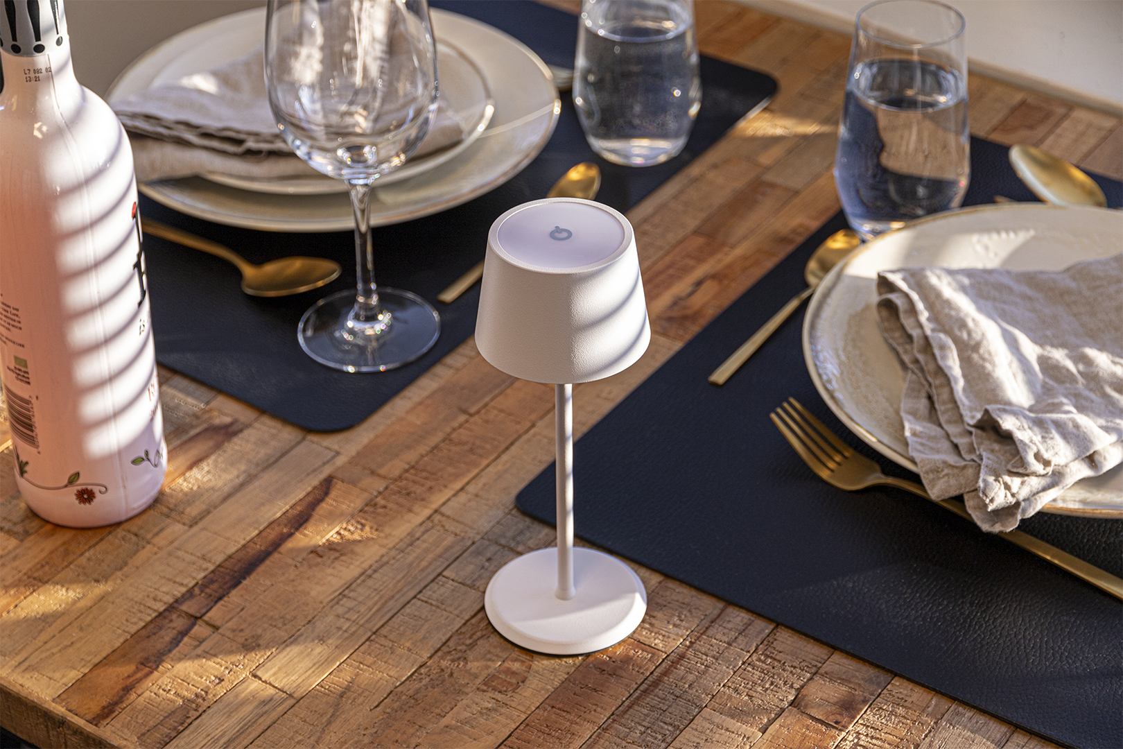 Lampe de table LED sans fil rechargeable Monte Carlo - blanche - intérieur & extérieur