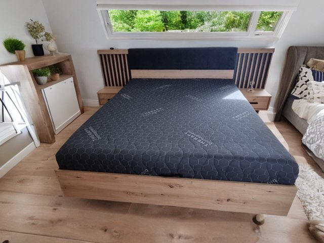 Matelas Capitonné Anthracite - Epaisseur 25cm