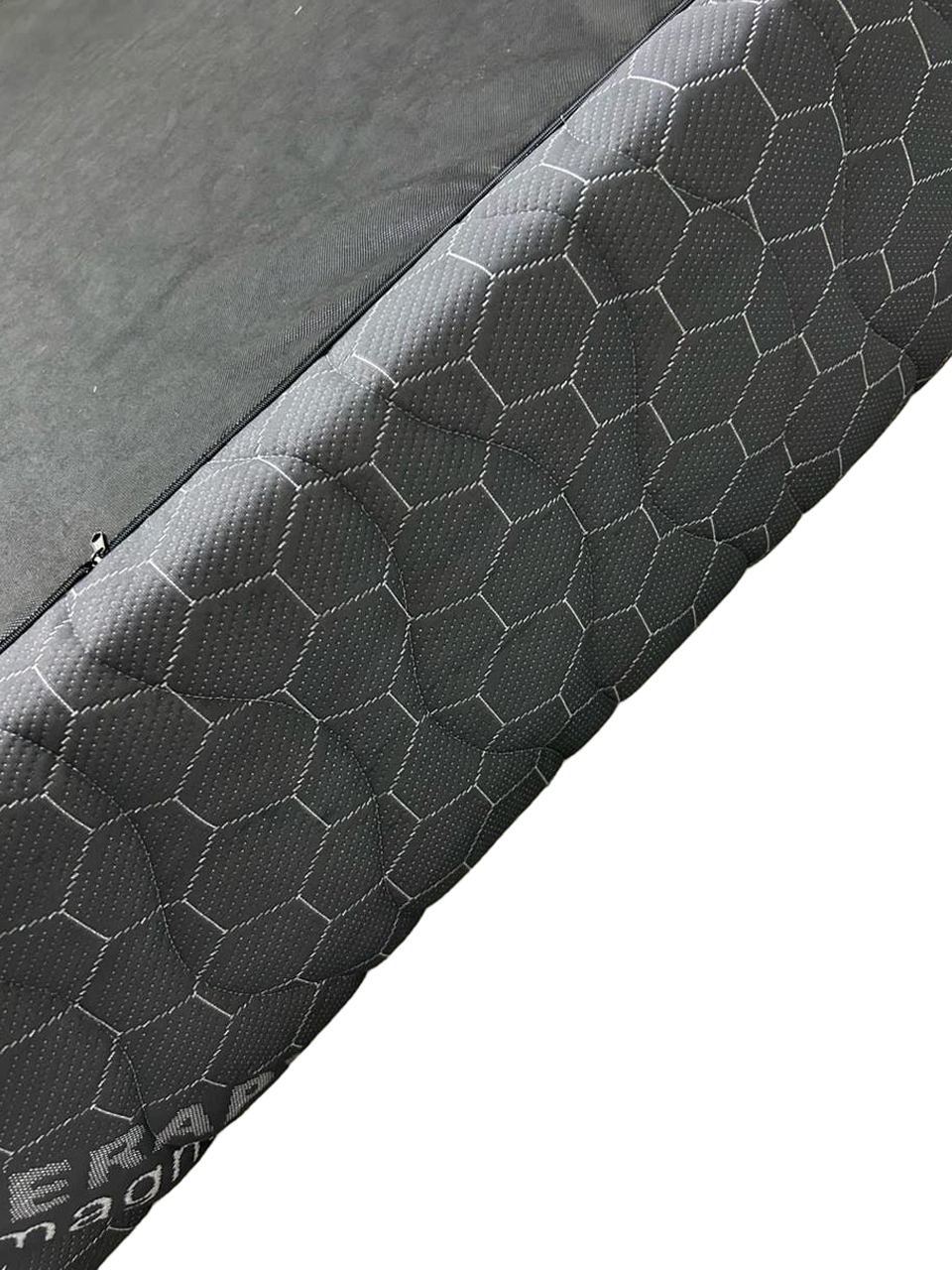 Matelas Capitonné Anthracite - Epaisseur 25cm