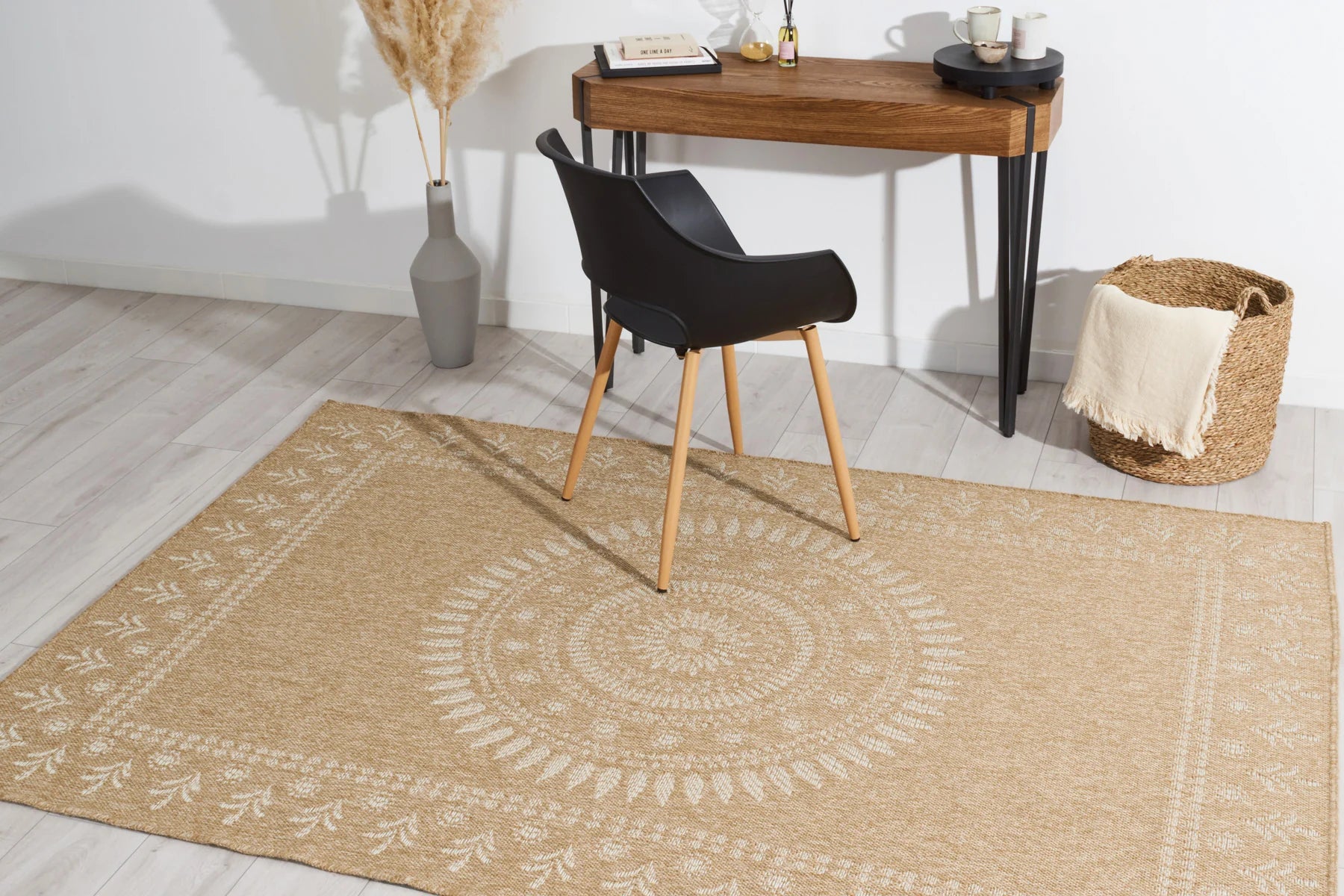 Tapis aspect jute nature motifs orientaux blancs - Nature