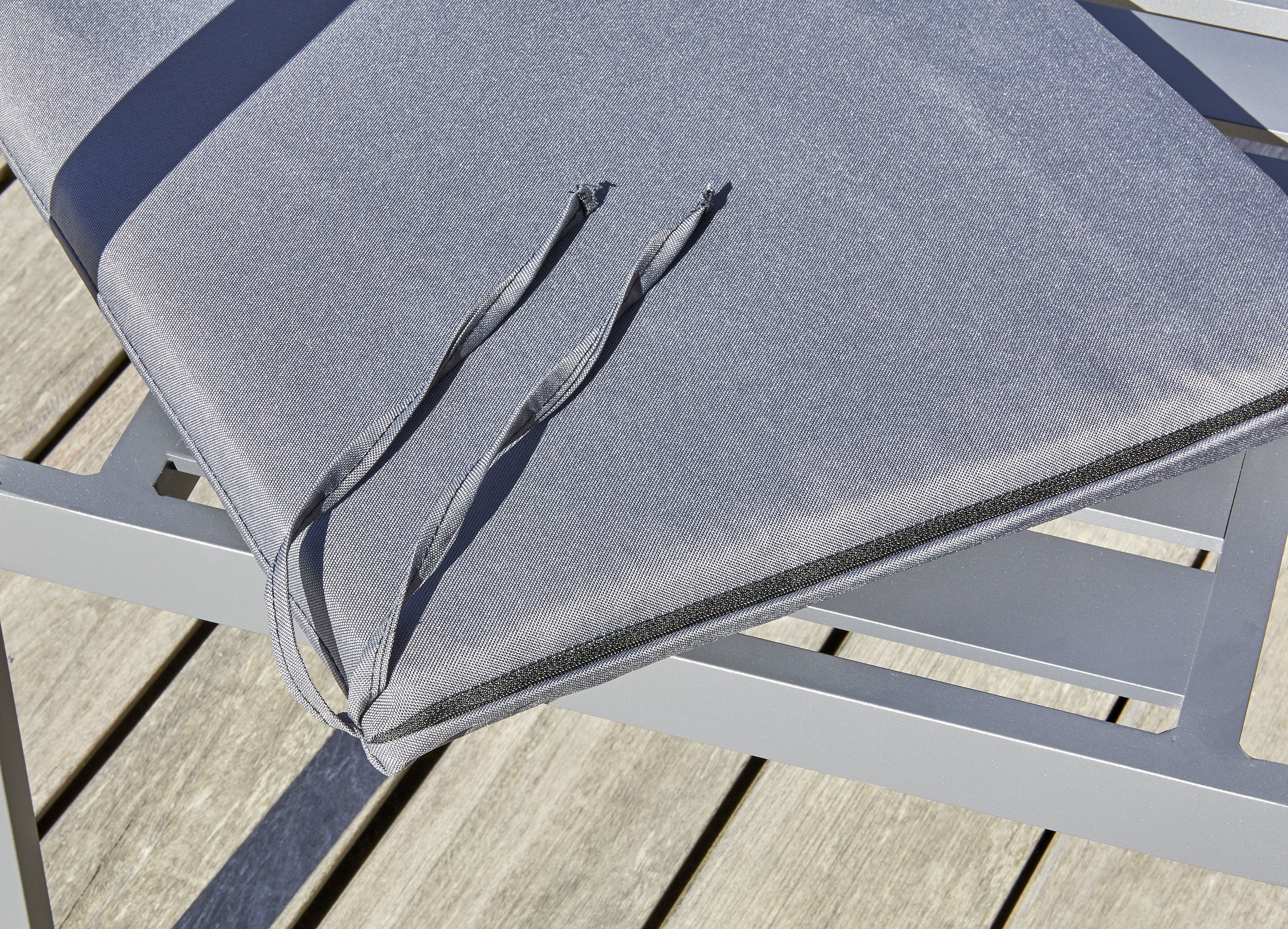 Fauteuil de jardin empilable PELOSA en aluminium - GRIS ANTHRACITE