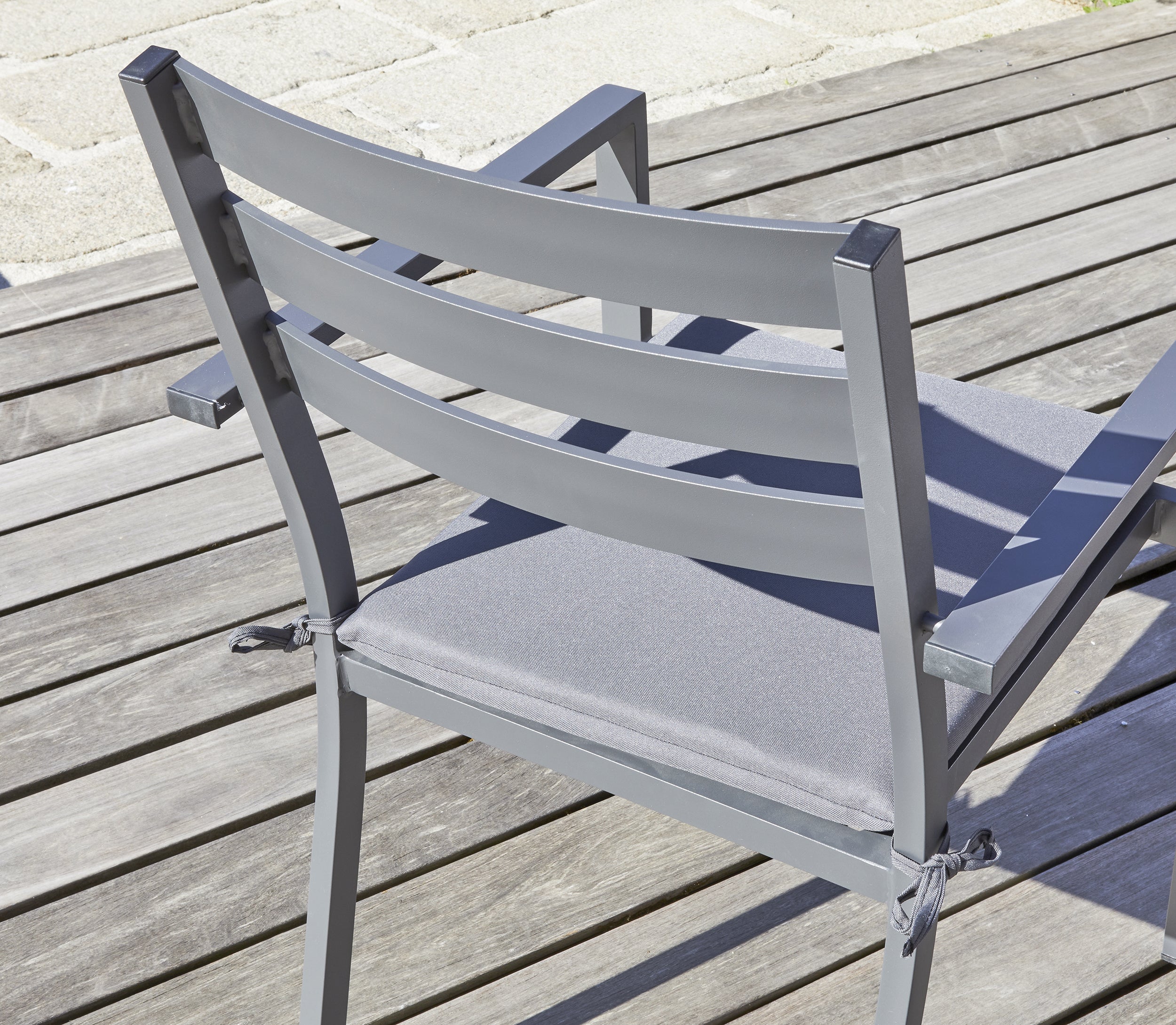 Fauteuil de jardin empilable PELOSA en aluminium - GRIS ANTHRACITE