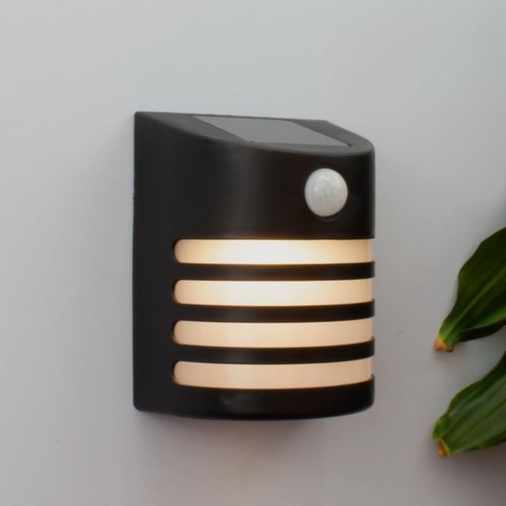 Applique Murale Solaire Extérieure Noire – Sans Fil avec Détecteur de Mouvement