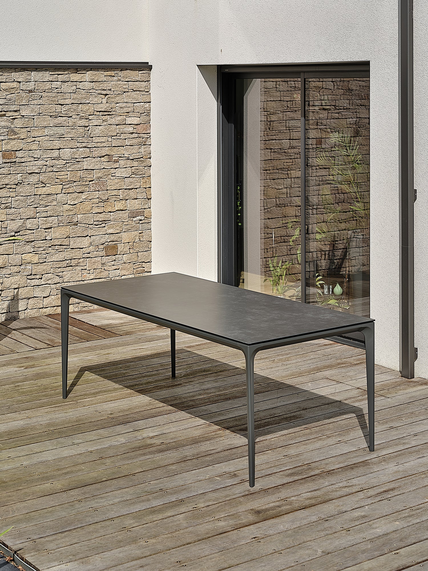 Table de jardin TIGUA avec plateau en céramique sur verre 8 personnes - Gris anthracite 200 cm