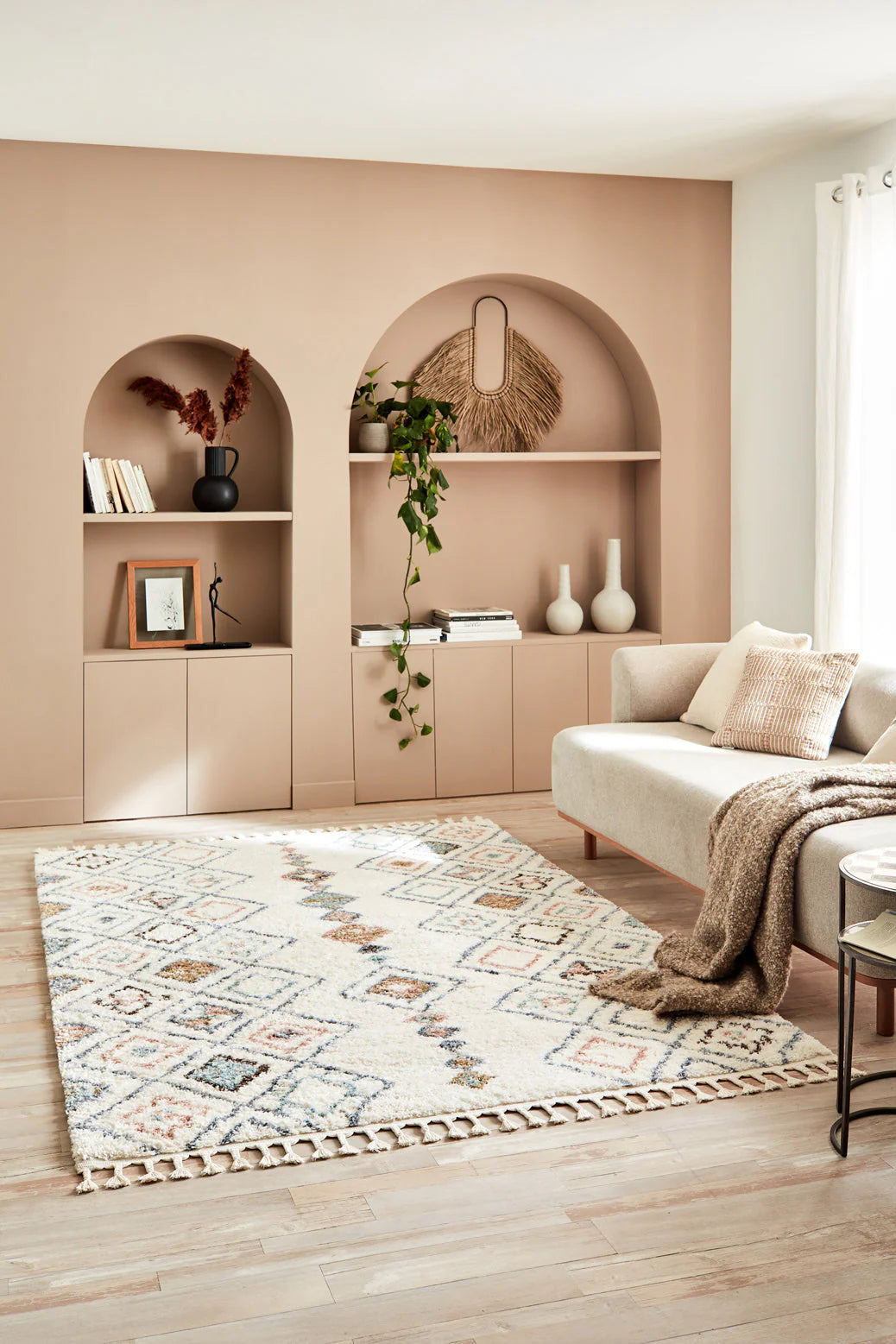 Tapis ethnique motifs géométriques crème - Delya