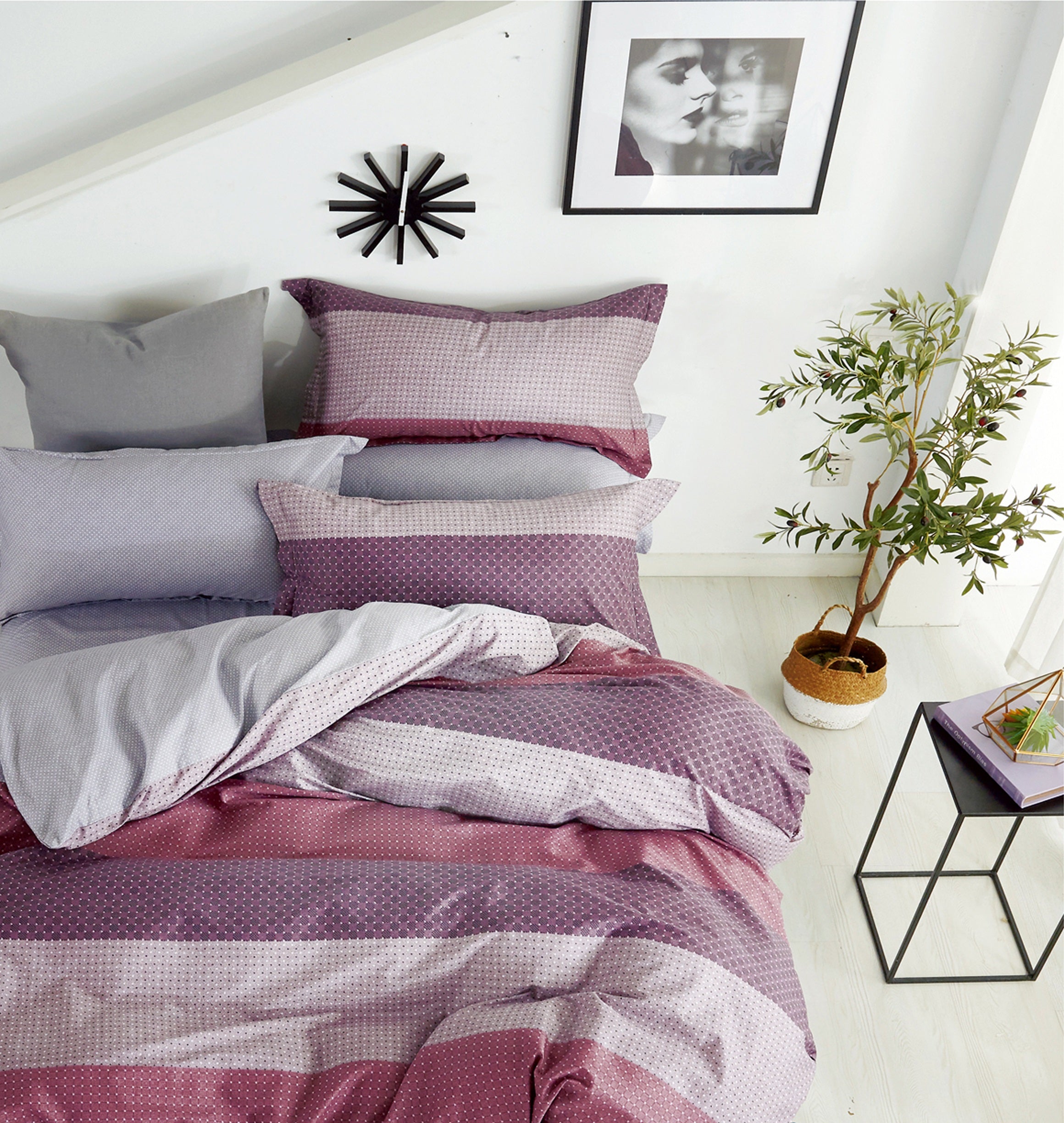 Parure de Couette "Imprimé Double Face" 240 x 220 cm + 2 Taies d'oreiller 65 x 65 cm