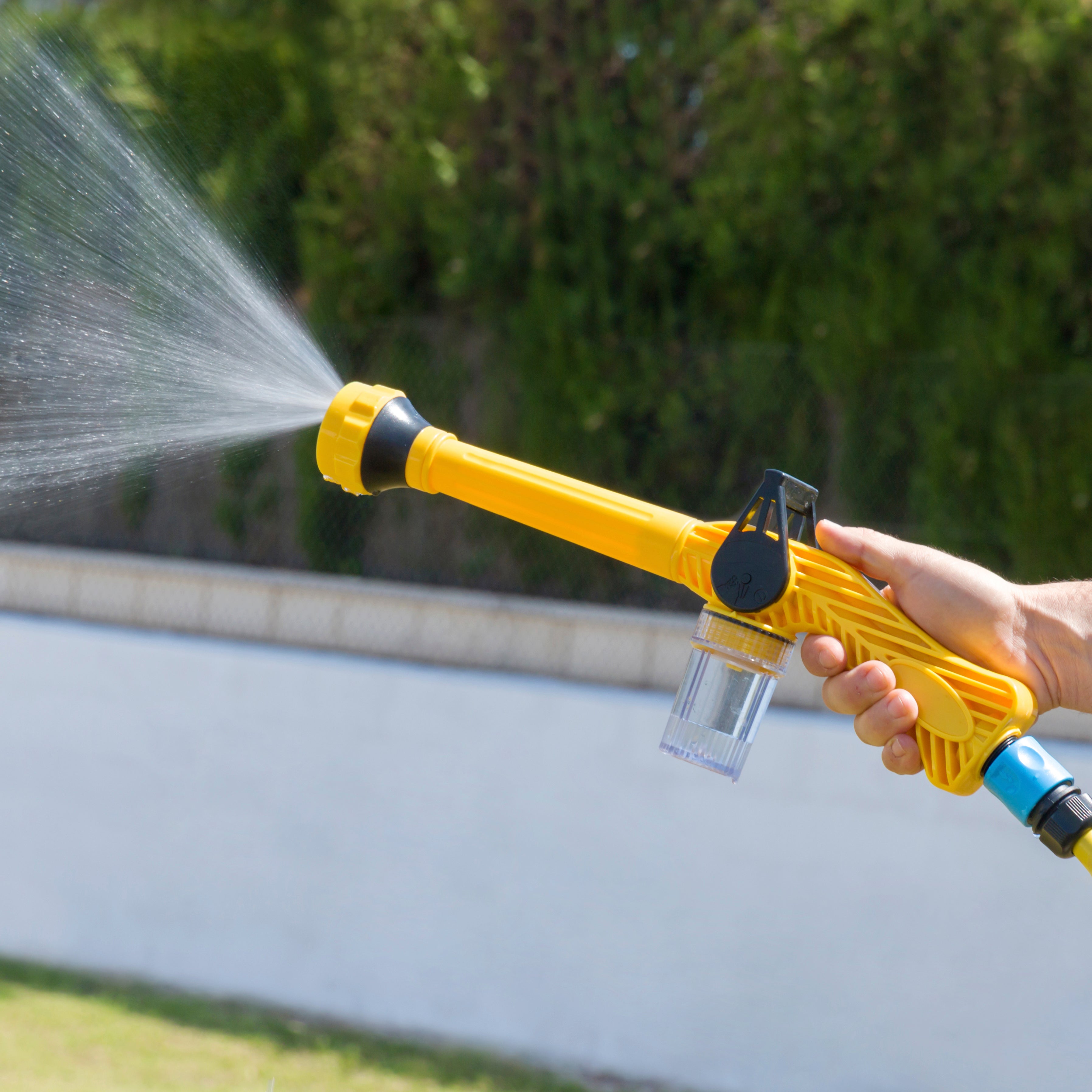 Pistolet à Eau à Pression avec Réservoir 8 en 1