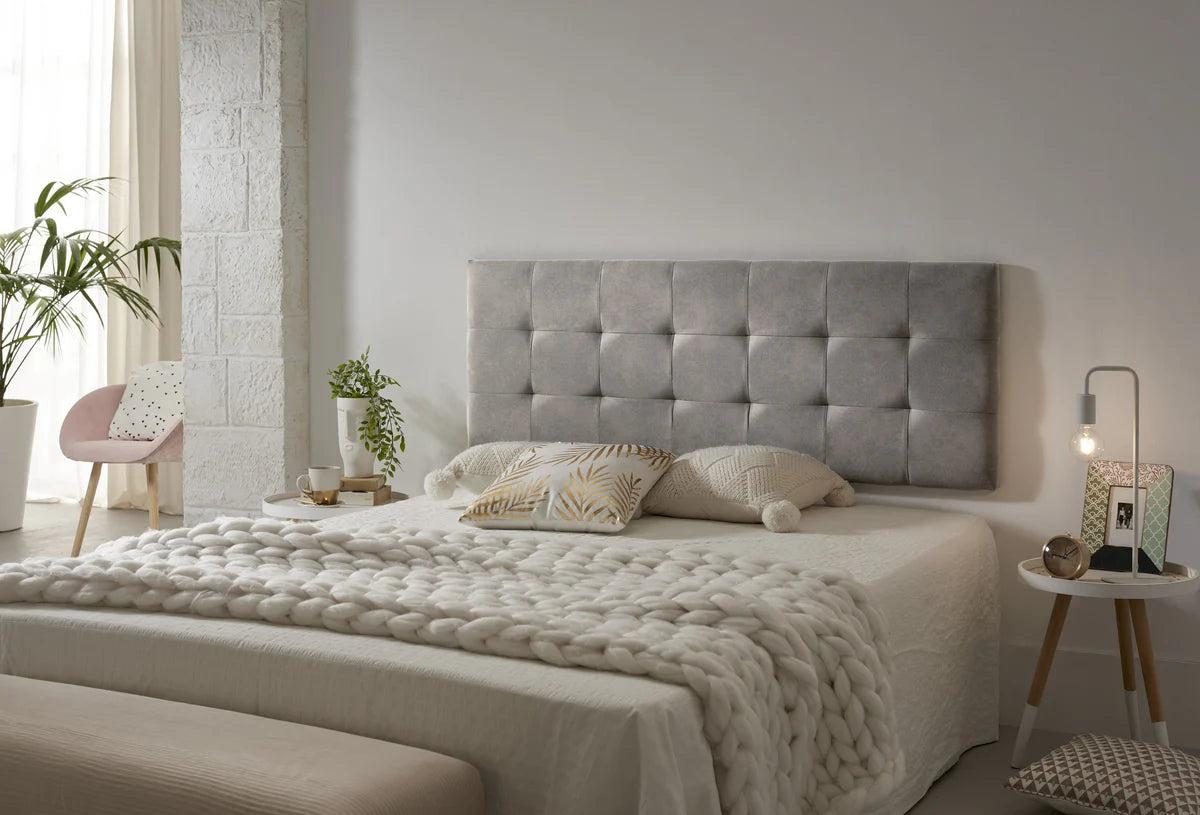 Tête de lit en tissu à carreaux Capitone - Grise