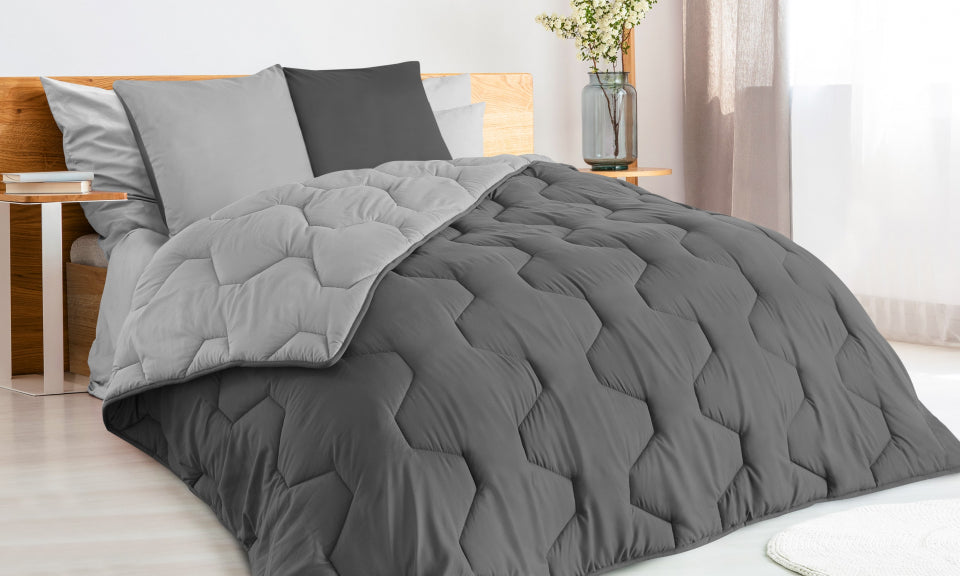 Couette chaude réversible bicolore grise 240x260cm - microfibres 300 g/m2