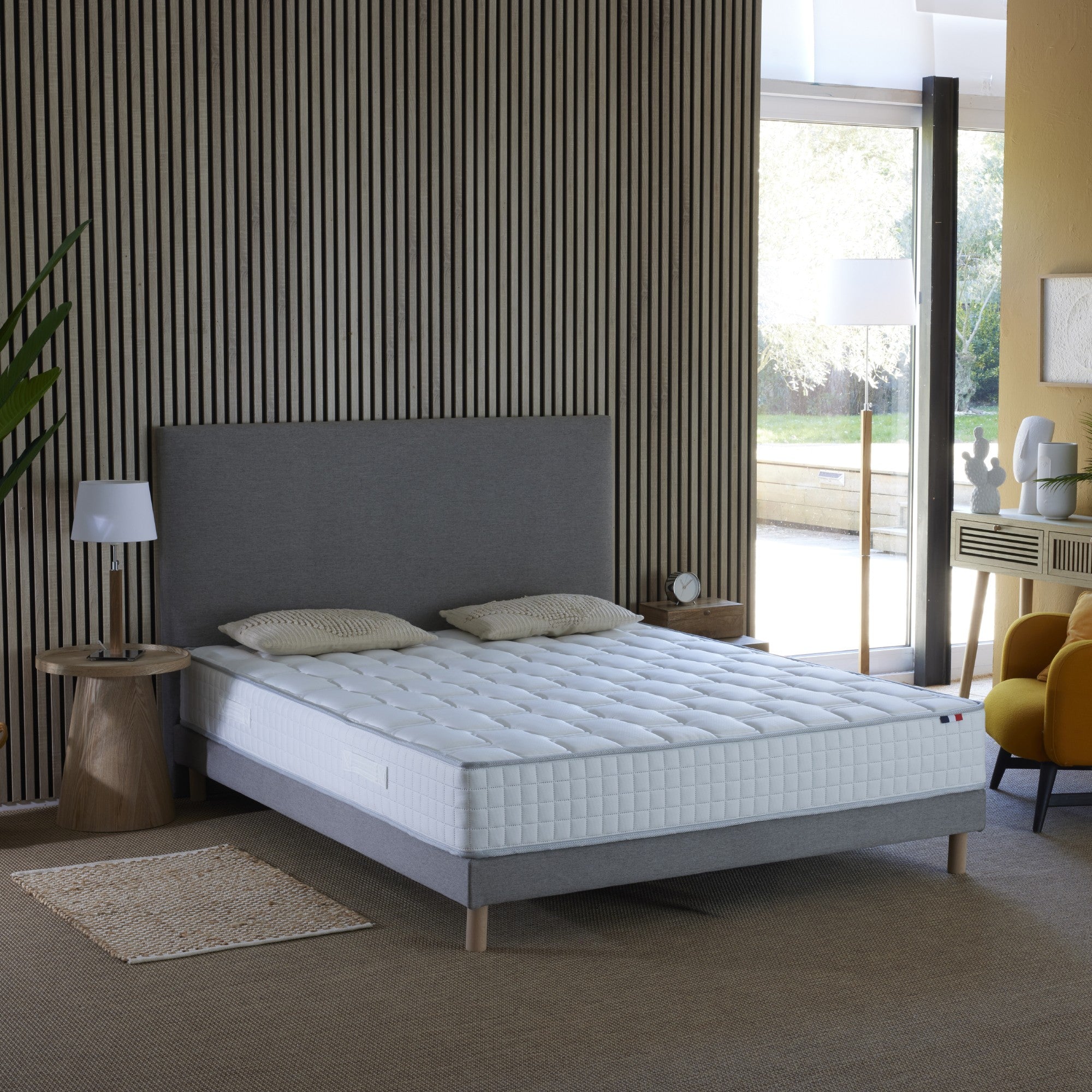 Ensemble literie : matelas à ressorts COSMOS et sommier Gris chiné - qualité française