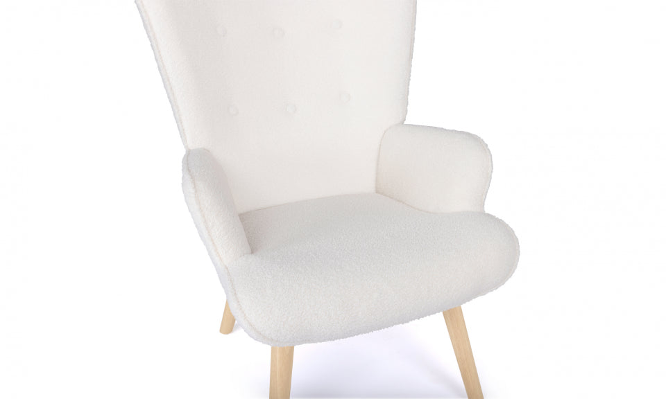 Fauteuil Ivar en tissu bouclettes et pieds bois