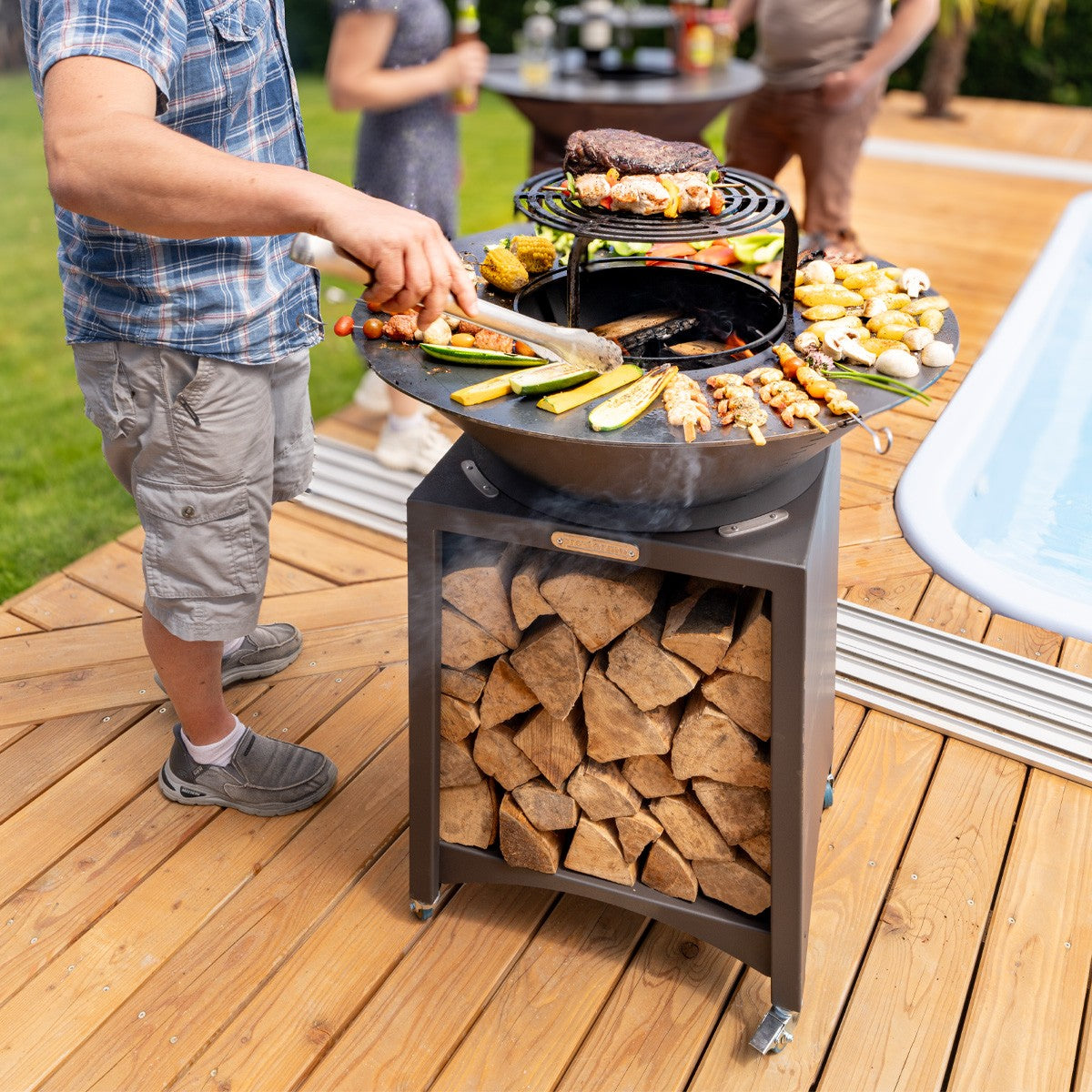 Brasero haut avec plaque et grille amovible en acier barbecue plancha extérieur Ø 75 cm