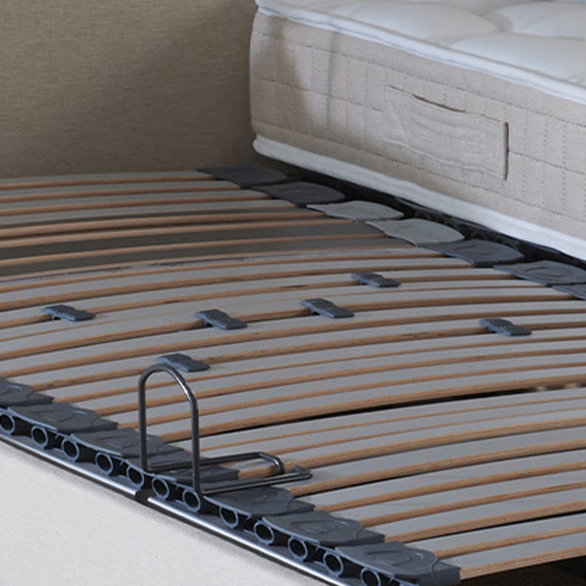 Lot de 2 lits électriques de relaxation multi lattes lisse Beige2x80 x 200