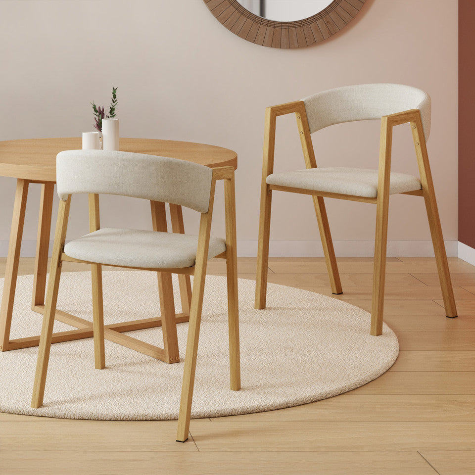 Chaises Enola avec accoudoirs tissu beige pieds effet bois - lot de 4