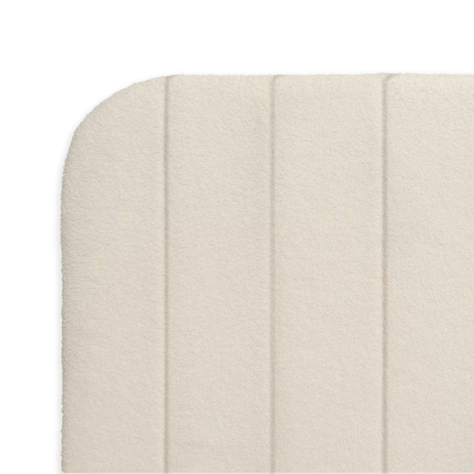 Lit coffre Valentina en tissu bouclette avec sommier et tête de lit 160x200cm