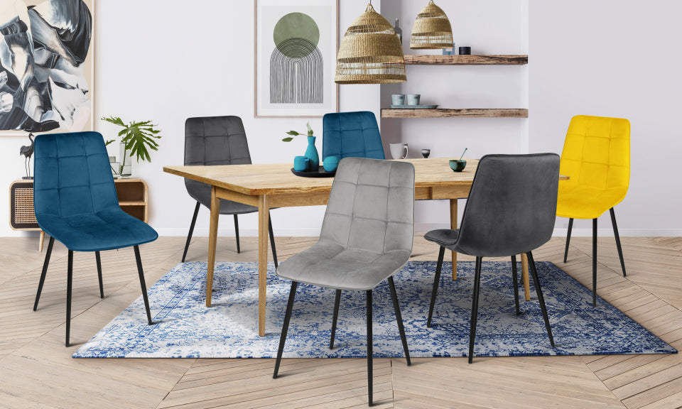 Chaises Linda en velours mix de couleurs : 2x bleu, 1x gris clair, 2x gris foncé et 1x jaune - lot de 6