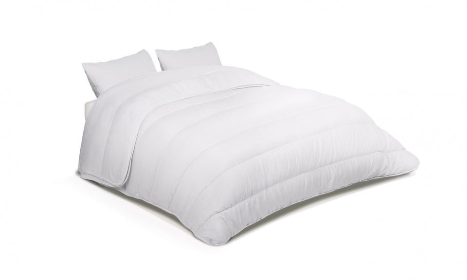 Couette double extra chaude blanche 4 saisons 220x240cm - microfibres 200 + 300 g/m2