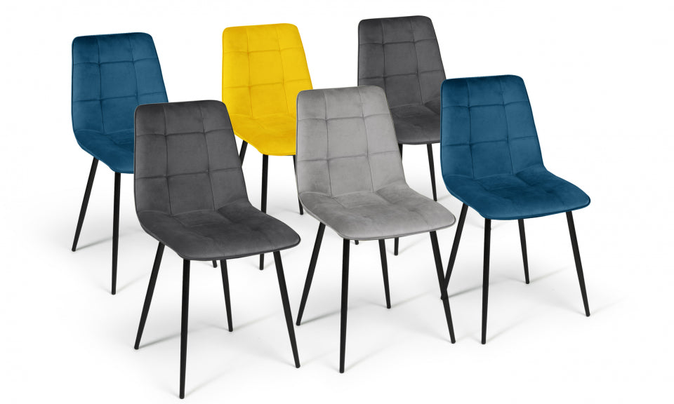 Chaises Linda en velours mix de couleurs : 2x bleu, 1x gris clair, 2x gris foncé et 1x jaune - lot de 6