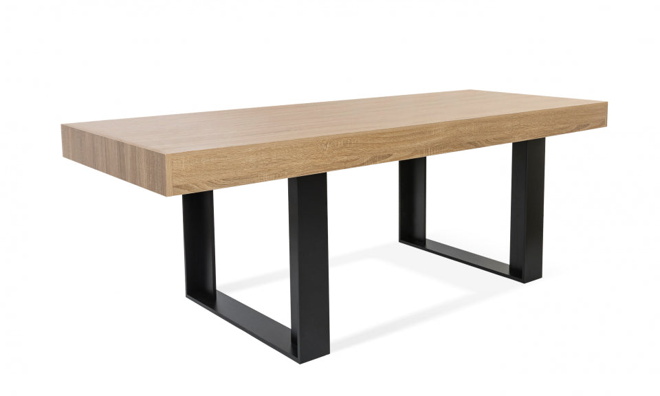 Table repas Brixton 225cm plateau bois et pieds noirs