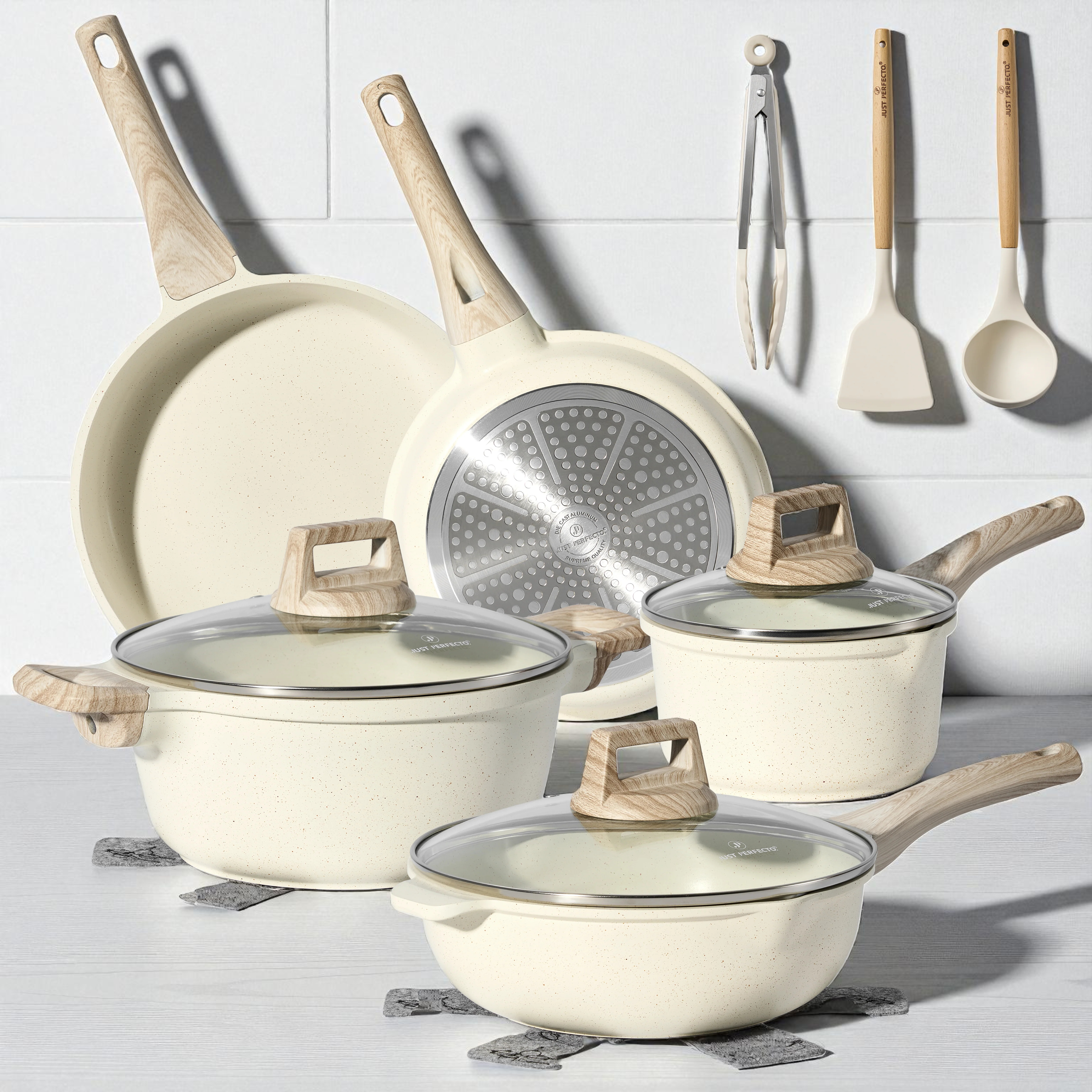 Batterie de cuisine 13 pièces antiadhésives en Granit beige - Tous feux dont induction